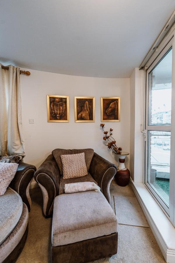 Smithfield Square Nest Entire Apt Dublin Extérieur photo